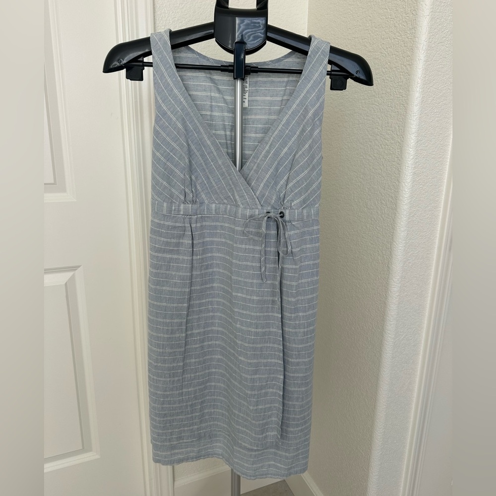 EUC Patagonia Women’s Blue-Gray Island Hemp Crossover Dress size 2
